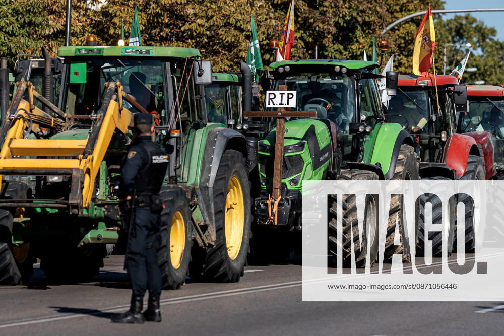 Spanish farmers take to Madrid s streets with tractors to demand better conditions for the agricultural sector. MADRID, SPAIN - OCTOBER 28: Tractors from across Spain fill the streets of Madrid as farmers and livestock breeders mobilize to demand fair prices, lower production costs, better working conditions, and stronger support for the agricultural sector in Madrid, Spain on October 28, 2026. Diego Radames Anadolu Madrid Spain. Editorial use only. Please get in touch for any other usage.