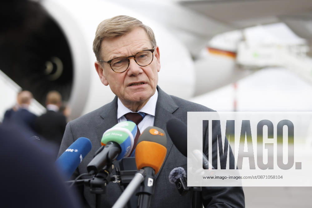 Johann Wadephul (CDU), Federal Minister of Foreign Affairs, flies to Panama. Pictured here making a statement shortly before departure. Berlin, October 28, 2026. Photographed on behalf of the Federal Foreign Office, Berlin, Germany.