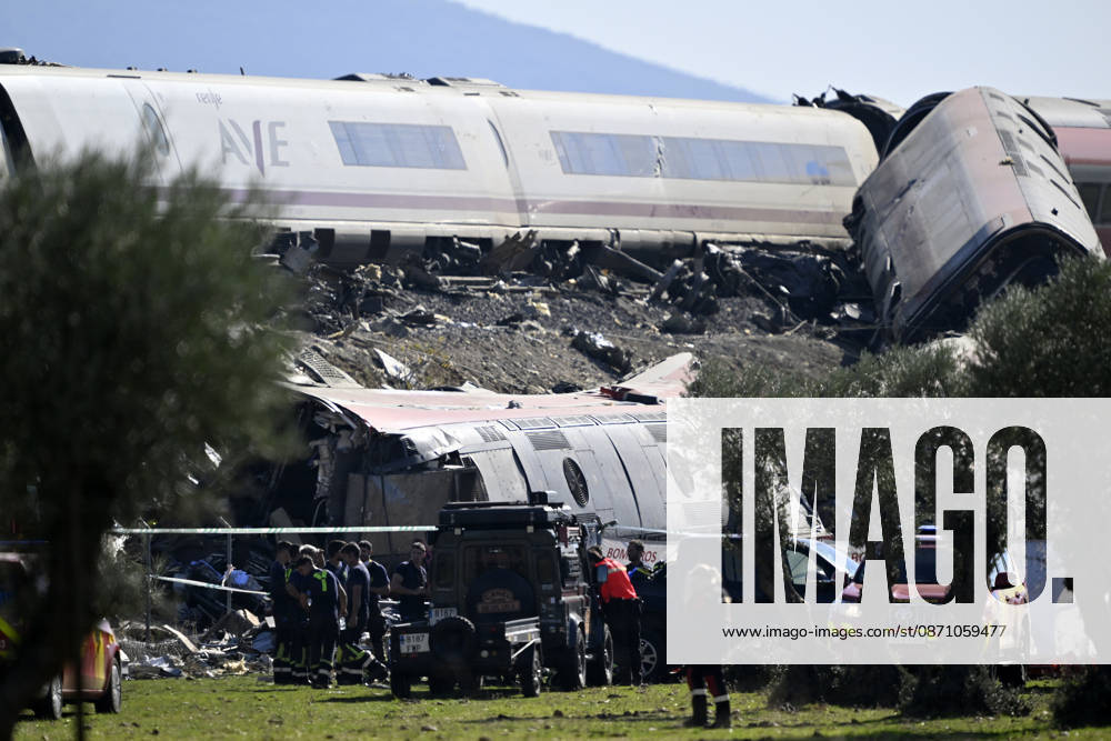 Death toll in Spain high-speed train collision climbs to 46 TOLEDO, SPAIN - OCTOBER 28: Emergency teams work at the scene of a collision involving two high-speed trains near Urda station in Toledo province, Spain, on October 28, 2026. The death toll has risen to 46, according to Spanish media reports. Preliminary information suggests that a Renfe AVE train struck the rear of a stationary Iryo train, causing two carriages to derail and fall down an embankment. Emergency crews continue rescue and response operations as authorities investigate the cause of the collision. Burak Akbulut Anadolu Toledo Spain. Editorial use only. Please get in touch for any other usage.
