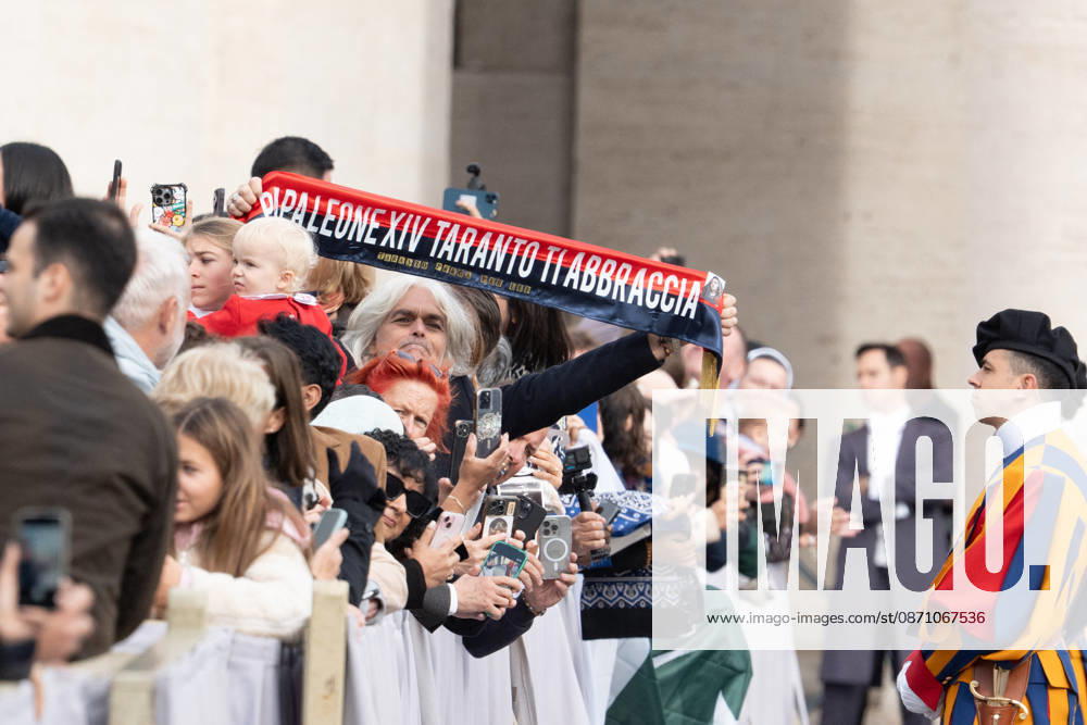 Pope Leo XIV Holds Wednesday General Audience at St. Peter s Square General View VATICAN CITY - October 28, 2026 Pope Leo XIV addresses the faithful gathered in St. Peter s Square during the weekly Wednesday General Audience at the Vatican. Thousands of pilgrims from around the world attended the event to receive the Pontiff’s blessing and catechesis. Photo by Andrea Bracaglia ABACAPRESS.COM Vatican City Vatican City
