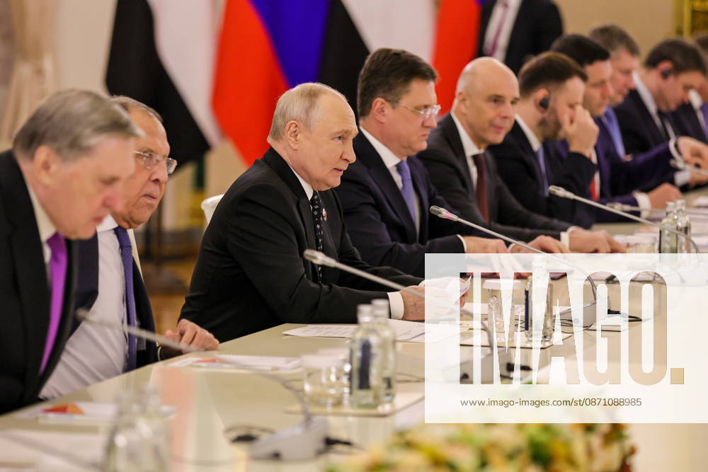 RUSSIA, MOSCOW - OCTOBER 28, 2026: Russia s President Vladimir Putin (3rd L) is seen during a meeting with Egypt s President el-Sisi (not pictured) in the Kremlin, on the sidelines of the 2026 Russia – Africa Summit and Economic and Humanitarian Forum. Yevgeny Messman TASS 100123704