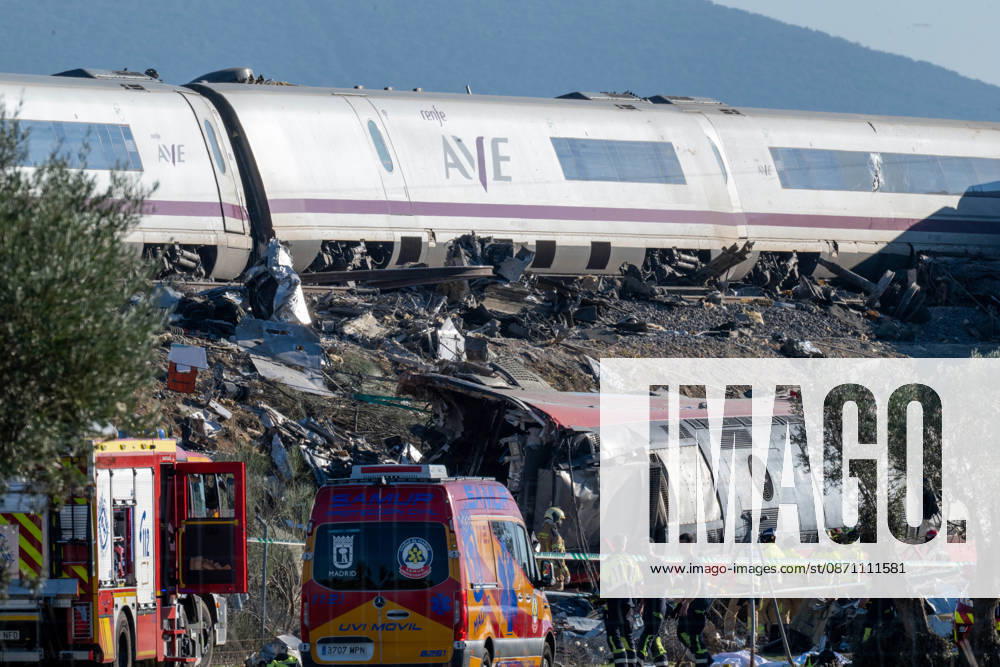 October 28, 2026, Urda, Toledo, Spain: October 28, 2026, Urda, Toledo, Spain: At least 68 people have died and dozens more were injured after two high-speed passenger trains collided near Urda station in the province of Toledo on Wednesday morning, regional authorities confirmed. The catastrophe occurred at approximately 08:53 AM when a state-owned Renfe AVE train struck the rear of a stationary train operated by private carrier Iryo. More than 500 passengers were on board both convoys, which were traveling along the Madrid-Andalusia high-speed corridor. Spanish Transport Minister o¼ scar Puente stated that the collision followed a safety system failure, after which an inexplicable order was issu - ZUMAd308 20261028_zsp_d308_137