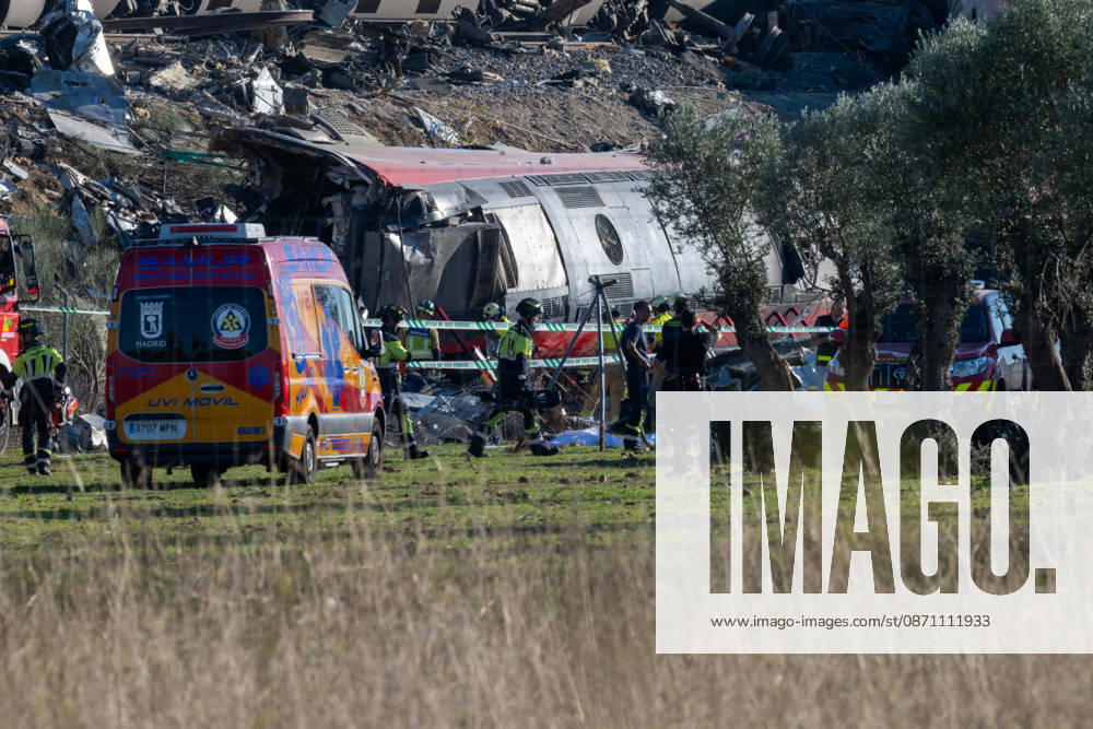 October 28, 2026, Urda, Toledo, Spain: October 28, 2026, Urda, Toledo, Spain: At least 68 people have died and dozens more were injured after two high-speed passenger trains collided near Urda station in the province of Toledo on Wednesday morning, regional authorities confirmed. The catastrophe occurred at approximately 08:53 AM when a state-owned Renfe AVE train struck the rear of a stationary train operated by private carrier Iryo. More than 500 passengers were on board both convoys, which were traveling along the Madrid-Andalusia high-speed corridor. Spanish Transport Minister o¼ scar Puente stated that the collision followed a safety system failure, after which an inexplicable order was issu - ZUMAd308 20261028_zsp_d308_143