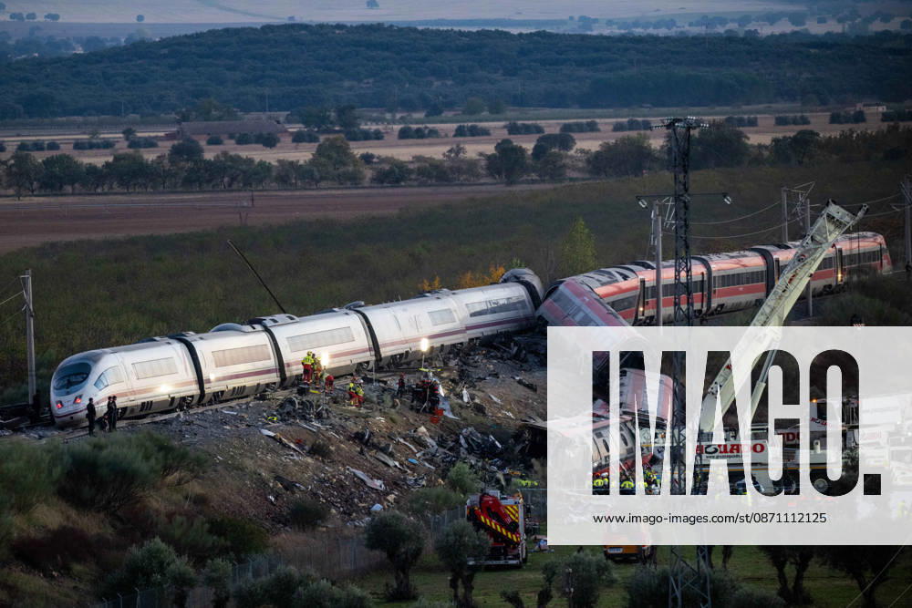 October 28, 2026, Urda, Toledo, Spain: October 28, 2026, Urda, Toledo, Spain: At least 68 people have died and dozens more were injured after two high-speed passenger trains collided near Urda station in the province of Toledo on Wednesday morning, regional authorities confirmed. The catastrophe occurred at approximately 08:53 AM when a state-owned Renfe AVE train struck the rear of a stationary train operated by private carrier Iryo. More than 500 passengers were on board both convoys, which were traveling along the Madrid-Andalusia high-speed corridor. Spanish Transport Minister o¼ scar Puente stated that the collision followed a safety system failure, after which an inexplicable order was issu - ZUMAd308 20261028_zsp_d308_158