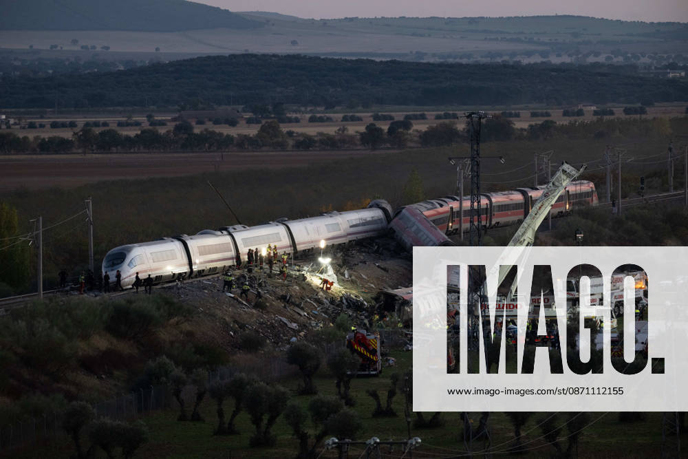 October 28, 2026, Urda, Toledo, Spain: October 28, 2026, Urda, Toledo, Spain: At least 68 people have died and dozens more were injured after two high-speed passenger trains collided near Urda station in the province of Toledo on Wednesday morning, regional authorities confirmed. The catastrophe occurred at approximately 08:53 AM when a state-owned Renfe AVE train struck the rear of a stationary train operated by private carrier Iryo. More than 500 passengers were on board both convoys, which were traveling along the Madrid-Andalusia high-speed corridor. Spanish Transport Minister oÂ¼ scar Puente stated that the collision followed a safety system failure, after which an inexplicable order was issu - ZUMAd308 20261028_zsp_d308_160