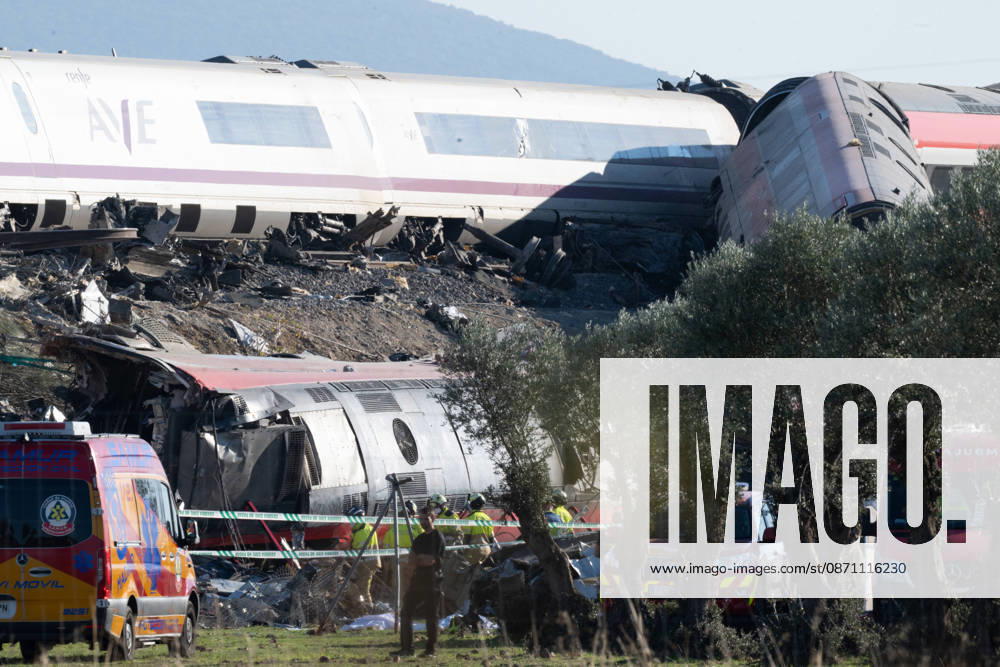October 28, 2026, Urda, Toledo, Spain: October 28, 2026, Urda, Toledo, Spain: At least 68 people have died and dozens more were injured after two high-speed passenger trains collided near Urda station in the province of Toledo on Wednesday morning, regional authorities confirmed. The catastrophe occurred at approximately 08:53 AM when a state-owned Renfe AVE train struck the rear of a stationary train operated by private carrier Iryo. More than 500 passengers were on board both convoys, which were traveling along the Madrid-Andalusia high-speed corridor. Spanish Transport Minister ü scar Puente stated that the collision followed a safety system failure, after which an inexplicable order was issued - ZUMAd308 20261028_zsp_d308_175