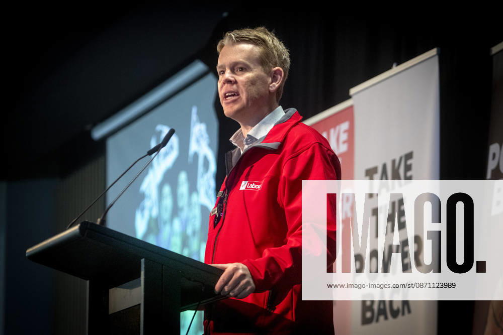 NZ ELECTION, Chris Hipkins, Leader of the Labour Party, speaks in Auckland, New Zealand, Thursday, October 29, 2026. New Zealanders have begun voting for their next government ahead of polling day on November 7. ( AUCKLAND New Zealand
