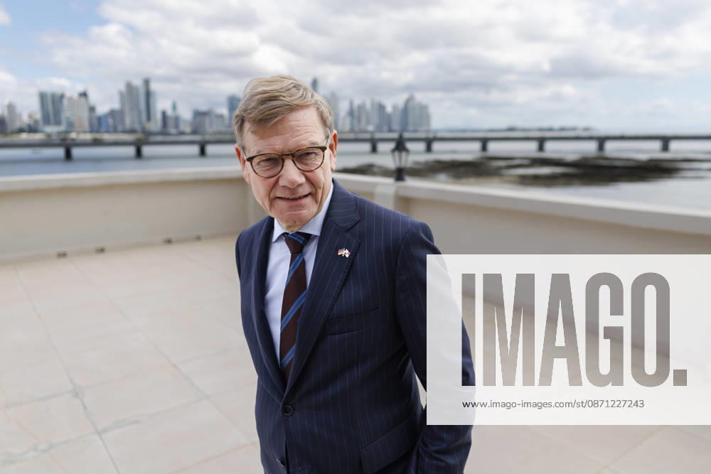 Johann Wadephul (CDU), Federal Foreign Minister, visits Panama. Pictured here against the Panama City skyline. Panama City, October 29, 2026. Photographed on behalf of the Federal Foreign Office. Panama City, Panama