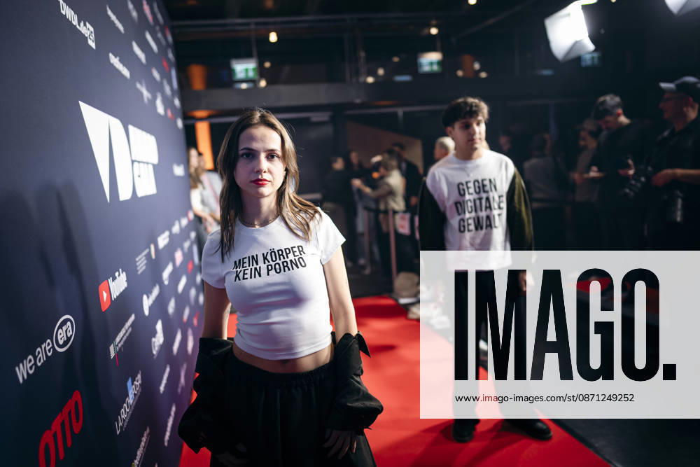 Theresia Crone is taking a stand against digital violence at the Videodays gala i