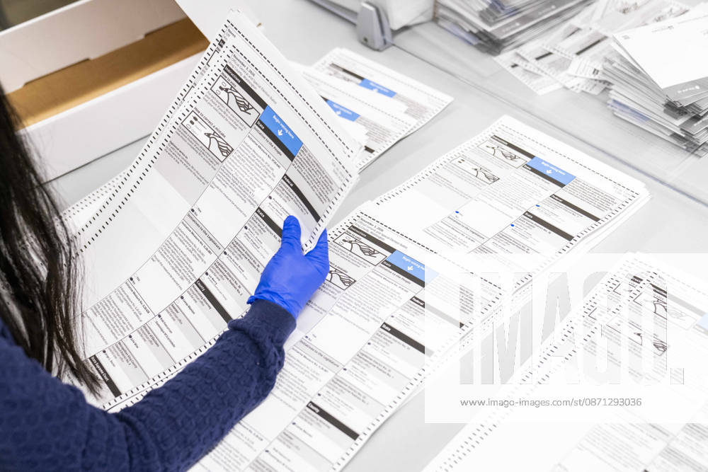 Workers open mail-in ballots in a secure room for the 2026 mid-term election at the King County Elections office in Renton, Washington, USA, on Thu., Oct. 29, 2026. Approximately 98% of votes cast in Washington state are mail-in ballots. Renton USA - ZUMAb344 20261029_znp_b344_016