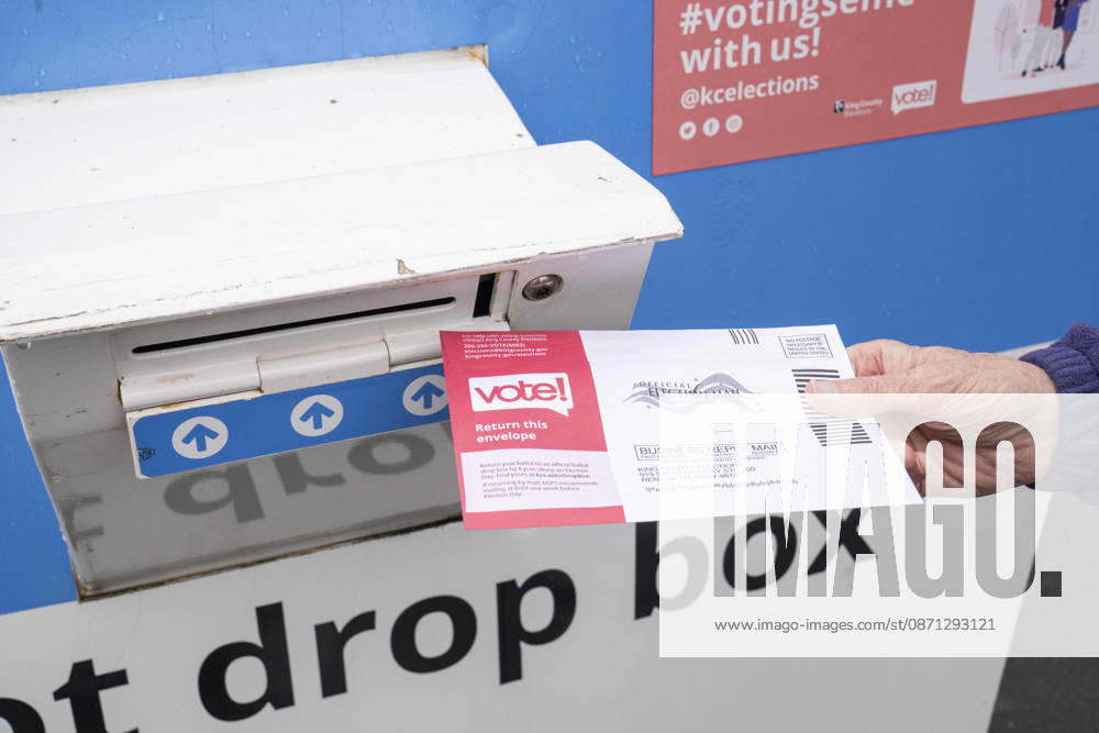 A man places his ballot in a ballot drop box in the parking lot of the King County Elections office in Renton, Washington, USA, on Thu., Oct. 29, 2026. Approximately 98% of votes cast in Washington state are mail-in ballots. Renton USA - ZUMAb344 20261029_znp_b344_026
