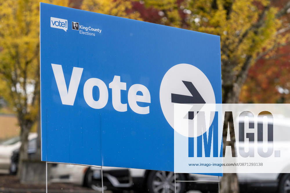 A King County Elections sign reading Vote points the direction to a ballot drop box in a parking lot in Renton, Washington, USA, on Thu., Oct. 29, 2026. Approximately 98% of votes cast in Washington state are mail-in ballots. Renton USA - ZUMAb344 20261029_znp_b344_027