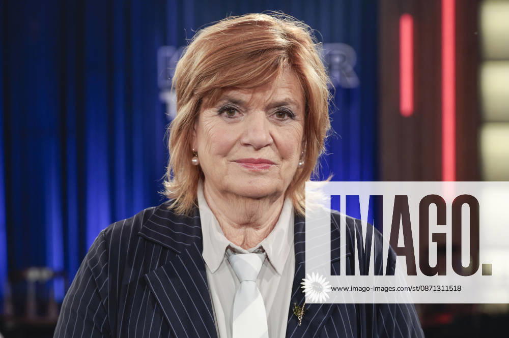 Christine Westermann during the taping of the WDR talk show Kölner Treff at WDR Studio BS 3 in Cologne, October 29, 2026 Foto:xR.xSchmiegeltx xFuturexImagex koelner_treff2910_6024