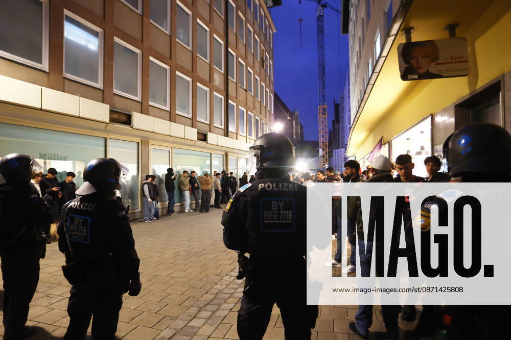Generation Z nationwide demonstration Members of the Generation Z movement clash with the police during a nationwide demonstration at the White Tower (Weisser Turm) in Nuremberg, Germany. Thousands of young protesters took to the streets across 23 German cities to demand more political influence, better education, decisive climate action, and affordable living, while protesting against budget cuts and military conscription. October 31th, 2026 Photo by Davide Elias