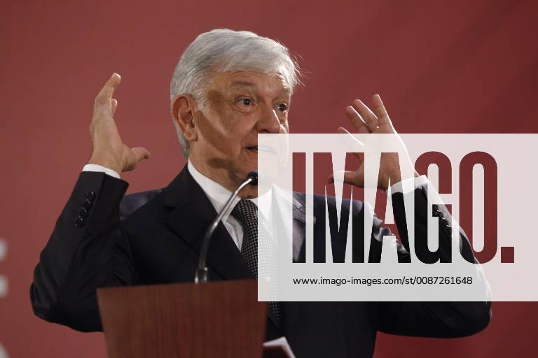 Mexiko, Andres Manuel Lopez Obrador Pressekonferenz Mexico s President, Andres Manuel Lopez Obrador, speaks during a press conference after a meeting with the Security Cabinet in Mexico City, Mexico, on 3 December 2018. Lopez Obrador explain that he wants to looking for an agreement with USA and Canada to invest in Central America and face the migratory phenomenon. Lopez Obrador looks for an agreement with USA and Canada to invest in Central America !ACHTUNG: NUR REDAKTIONELLE NUTZUNG!