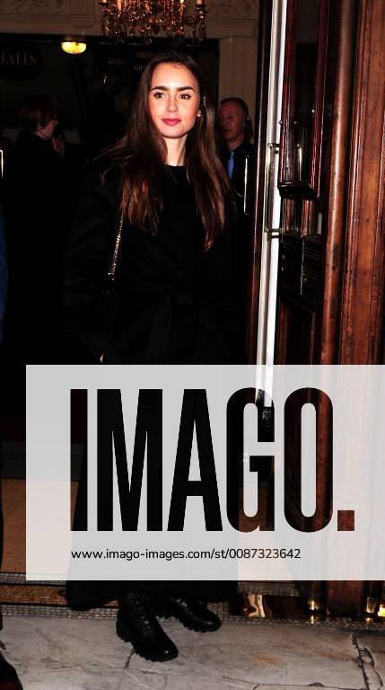 London, United Kingdom of Great Britain and Northern Ireland - Lily Collins attending a screening of True West at the Vaudeville Theatre at the Strand on December 4 2018 in London London United Kingdom of Great Britain and Northern Ireland - ZUMAny1_ 37807943st