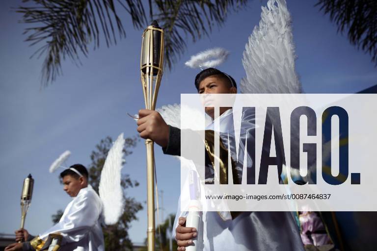 Los Angeles, California, United States - People take part in the 87th Annual Procession and Mass in honor of Our Lady of Guadalupe in Los Angeles, California on December 9, 2018. The Catholic procession is the oldest religious procession in Los Angeles and celebrates the apparition of the Virgin Mary in Mexico in 1531. Los Angeles United States - ZUMAn230 20181209_zaa_n230_552