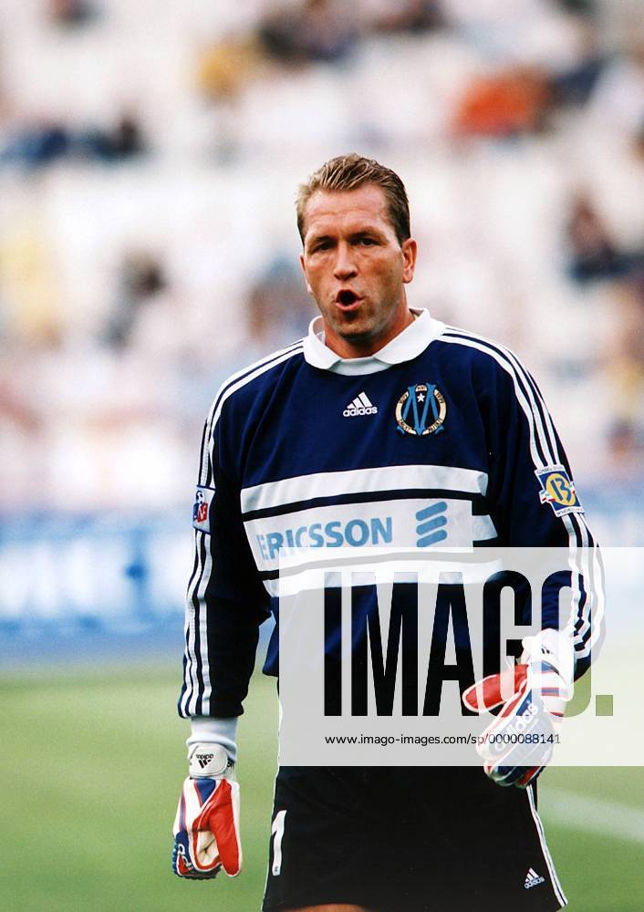 Keeper Andreas Köpke (Marseille) Fußball Herren 1. Französische Division, Liga, Meisterschaft, Olympique Marseille, OM, Saison 1998 1999 Einzelbild Stade Velodrome Marseille