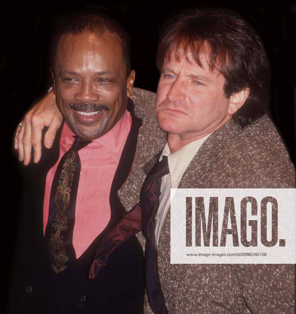 Celebrities New York. NY. USA. Quincy Jones and Robin Williams in 1991. UPDATE:01.01.2019. LMK33-SLIB010119JBAR-002