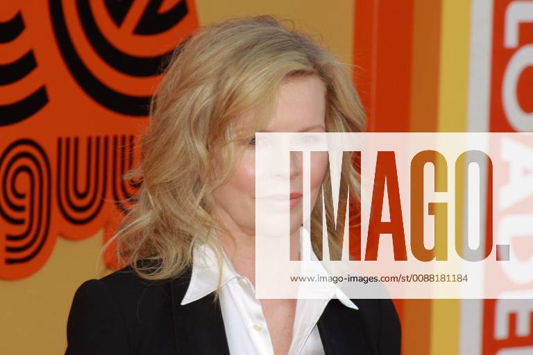 Kim Basinger at the Premiere of Warner Bros. Pictures The Nice Guys held at TCL Chinese Theater in Hollywood, CA