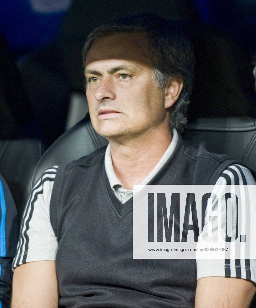 Real Madrid - Olympique Lyonnais ( Lyon ) UEFA CHAMPIONS LEAGUE 2011-2012 Group D - matchday 3 Jose Mourinho, coach of Real Madrid, before the match