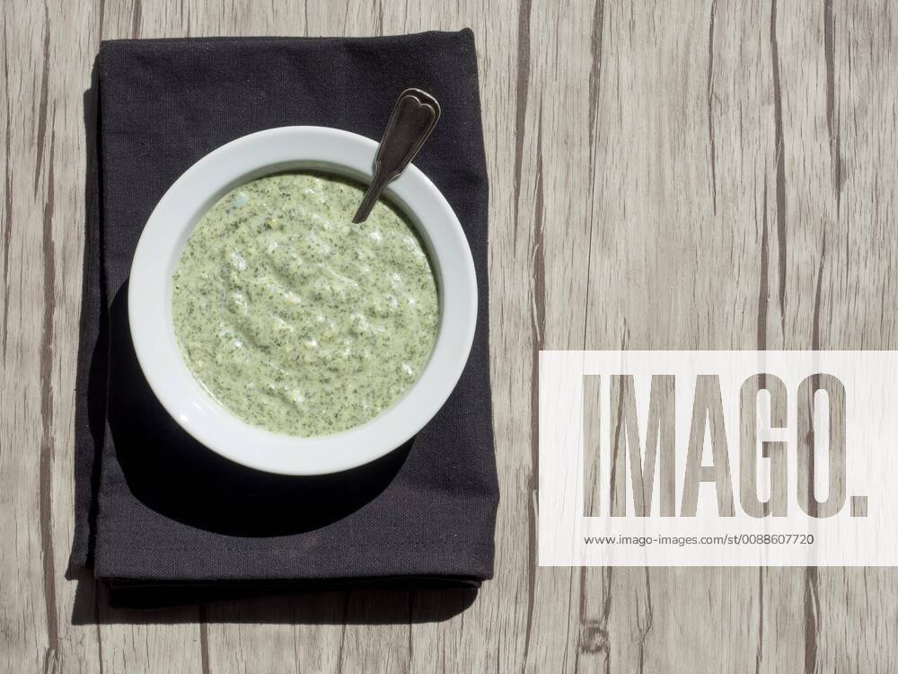 Green sauce