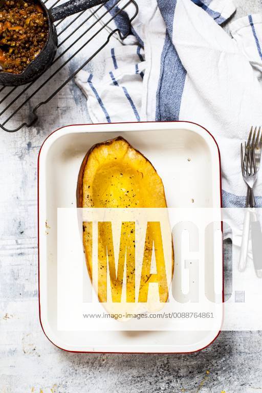 Baked spaghetti squash in gratin dish from above SBDF03838