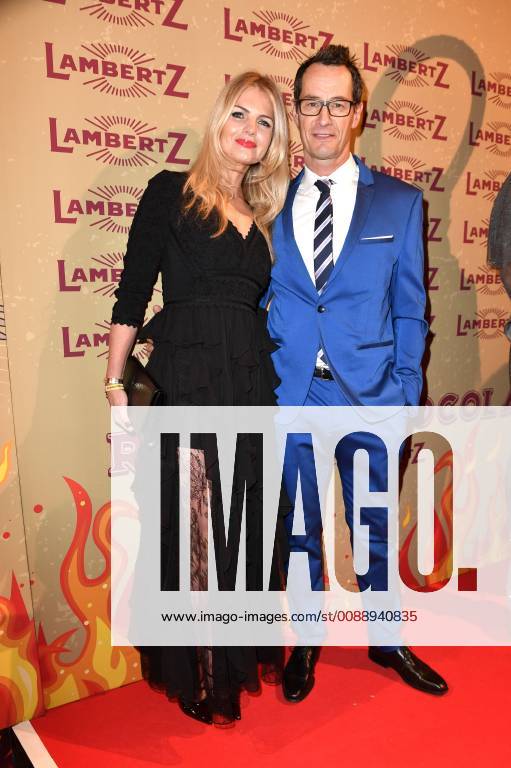 Sebastian Copeland with his wife Carolin Copeland at the 21 Lambertz Monday Night 2019 in the Alte Wartesaal Köln 28 01 2019 Foto:xF.xFuturexImage