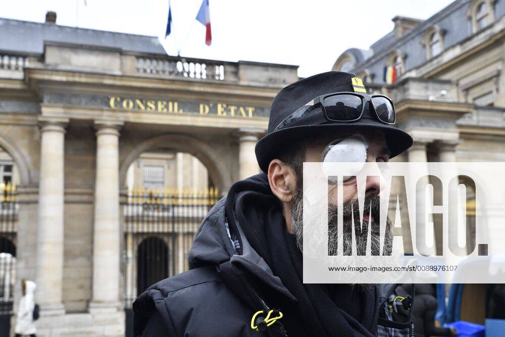 Jerome Rodriguez the Yellow Vest wounded in Bastille during act XI yellow vests, in front of the Council of State or was filed an appeal for the ban of launchers type LBD (Flashball). JulienxMattiax Pictorium LePictorium_0199438