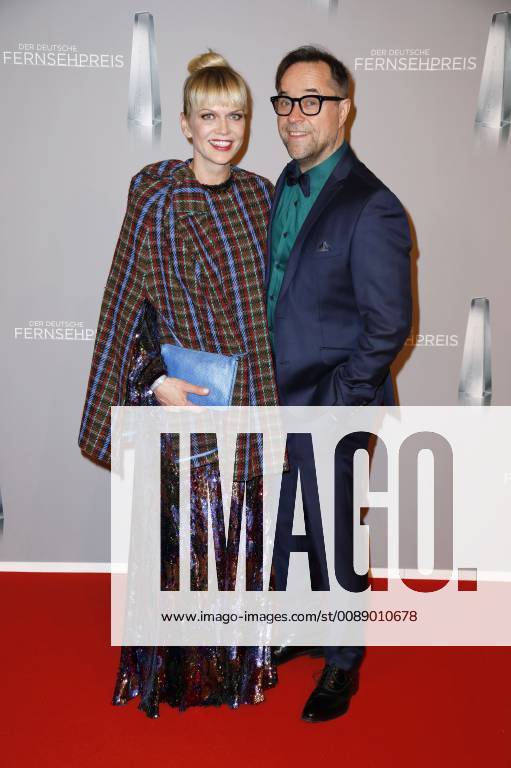 Anna Loos with husband Jan Josef Liefers at the presentation of the German Television Award 2019 at the Düsseldorf Rheinterrasse Düsseldorf 31 01 2019 Foto:xS.xGabschx xFuturexImage