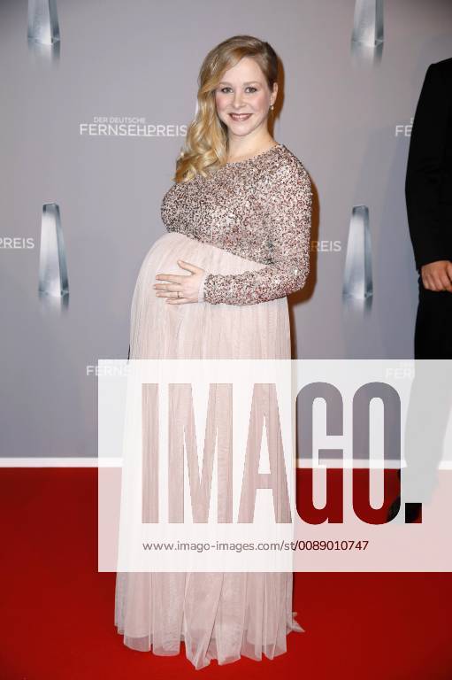 Jasmin Schwiers at the presentation of the German Television Award 2019 at the Düsseldorf Rheinterrasse Düsseldorf 31 01 2019 Foto:xS.xGabschx xFuturexImage