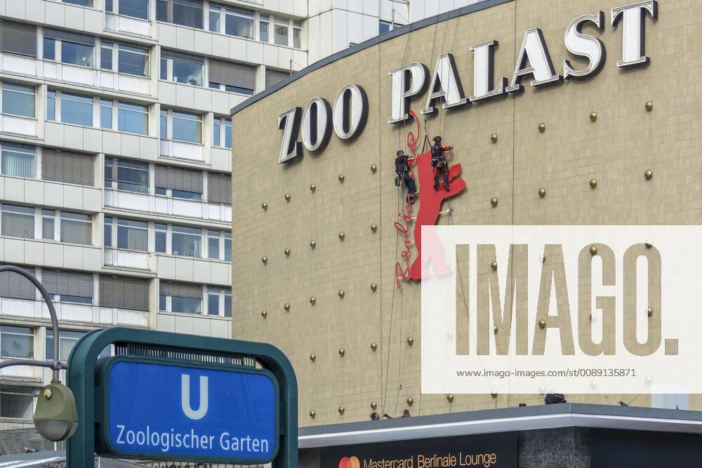 Industrial climbers attach the red Berlinale bear to the Kino Zoo Palast on the occasion of the upcoming 69th Berlin International Film Festival snapshot photography M Czapski