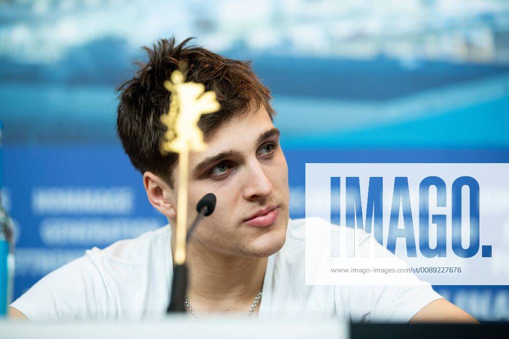 Berlin, Germany - Jonas Dassler attends the The Golden Glove Press Conference at the 69th Berlinale International Film Festival Berlin on February 9, 2019, in Berlin, Germany. The Berlin film festival will be running from February 7 to 17, 2019. Nearly 400 movies from around the world will be presented, with 17 vying for the prestigious Golden Bear top prize. Berlin Germany - ZUMAn230 20190209_zaa_n230_1191
