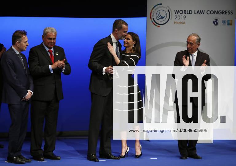 Spain s King Felipe VI (C-L), is congratulated by his wife, Queen Letizia (C-R), after he was awarded Peace and Freedom Award by Portuguese President, Marcelo Rebelo de Sousa (R), during Law World Congress in Madrid, Spain, 20 February 2019. Portuguese President, Marcelo Rebelo de Sousa, attends Law World Congress !ACHTUNG: NUR REDAKTIONELLE NUTZUNG!