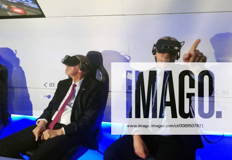 Czech Prime Minister Andrej Babis (left) and Czech ambassador Martin Stropnicky visit the Peres Center for Peace and Innovation in Tel Aviv, Israel, on February 20, 2019, during Babis s visit of Israel. (CTKxPhoto EliskaxNaegele) CTKPhotoP201902200731801