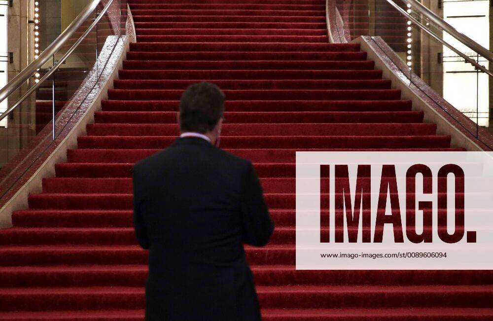 A security guard watches the Grand Staircase at the Dolby Theater as preparations continue for the 91st Academy Awards in the Hollywood section of Los Angeles on February 23, 2019. Oscar winners will be announced during an ABC live telecast on February 24th. LAP201902239009 JOHNxANGELILLO