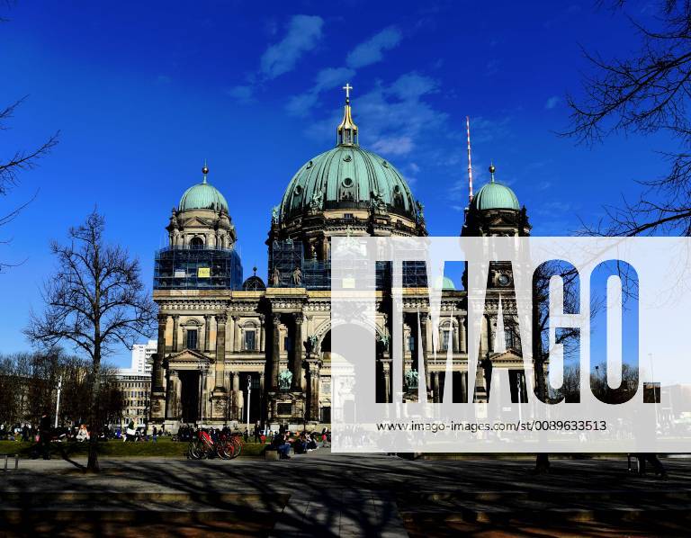 Berlin, Berliner Dom und Lustgarten in Berlin-Mitte, 24.02. 2019,