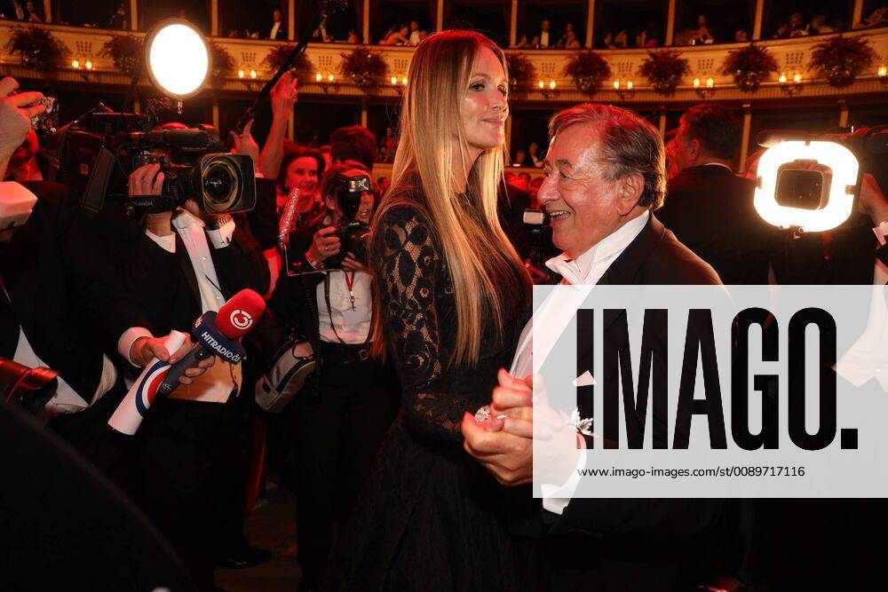 Opera Ball Vienna Opera 28 02 2019 Richard LUGNER Elle MacPHERSON