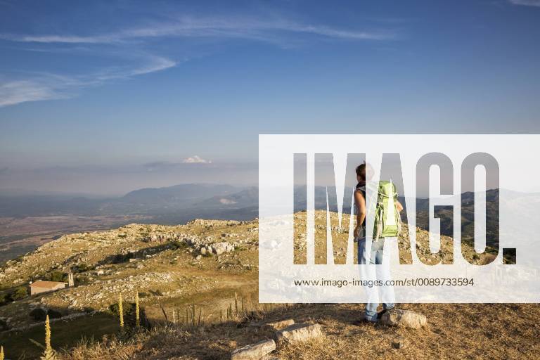 Greece, Peloponnese, Arcadia, Lykaion, woman enjoying the view from mountain Profitis Ilias model released Symbolfoto MAMF00327