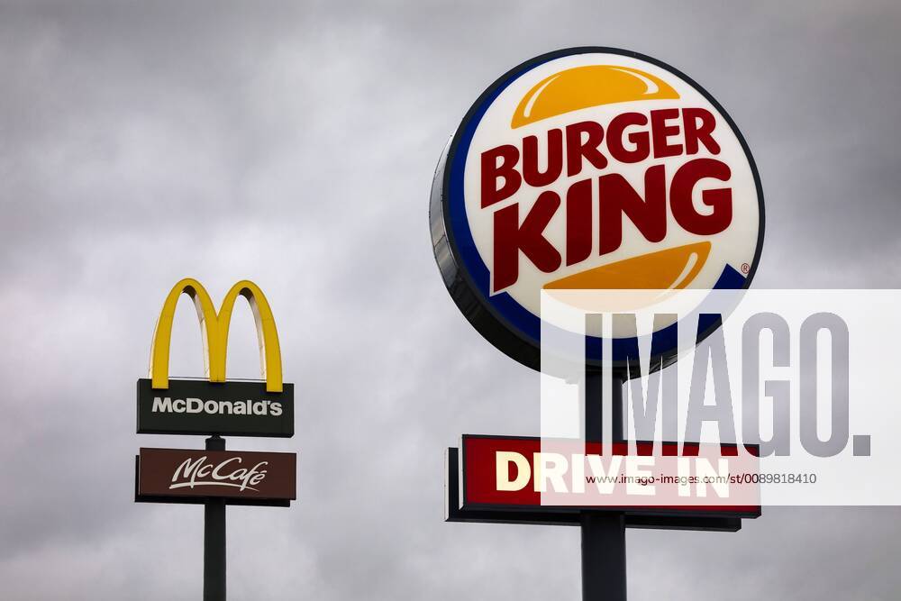 The logos of the fast food chains Mc Donald s and Burger King on Drive In Restaurants Cologne 03 03 2019 Foto:xC.xFuturexImage