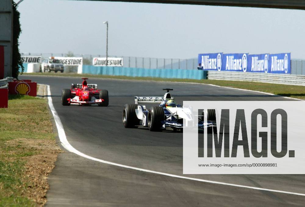 Ralf Schumacher (BMW-Williams) vor seinem Bruder Michael (Ferrari beide Deutschland) Motorsport Grand Prix Herren Großer Preis von Ungarn 2003, Formel 1 Weltmeisterschaft, F1, F, GP, WM Gruppe Hungaroring Budapest