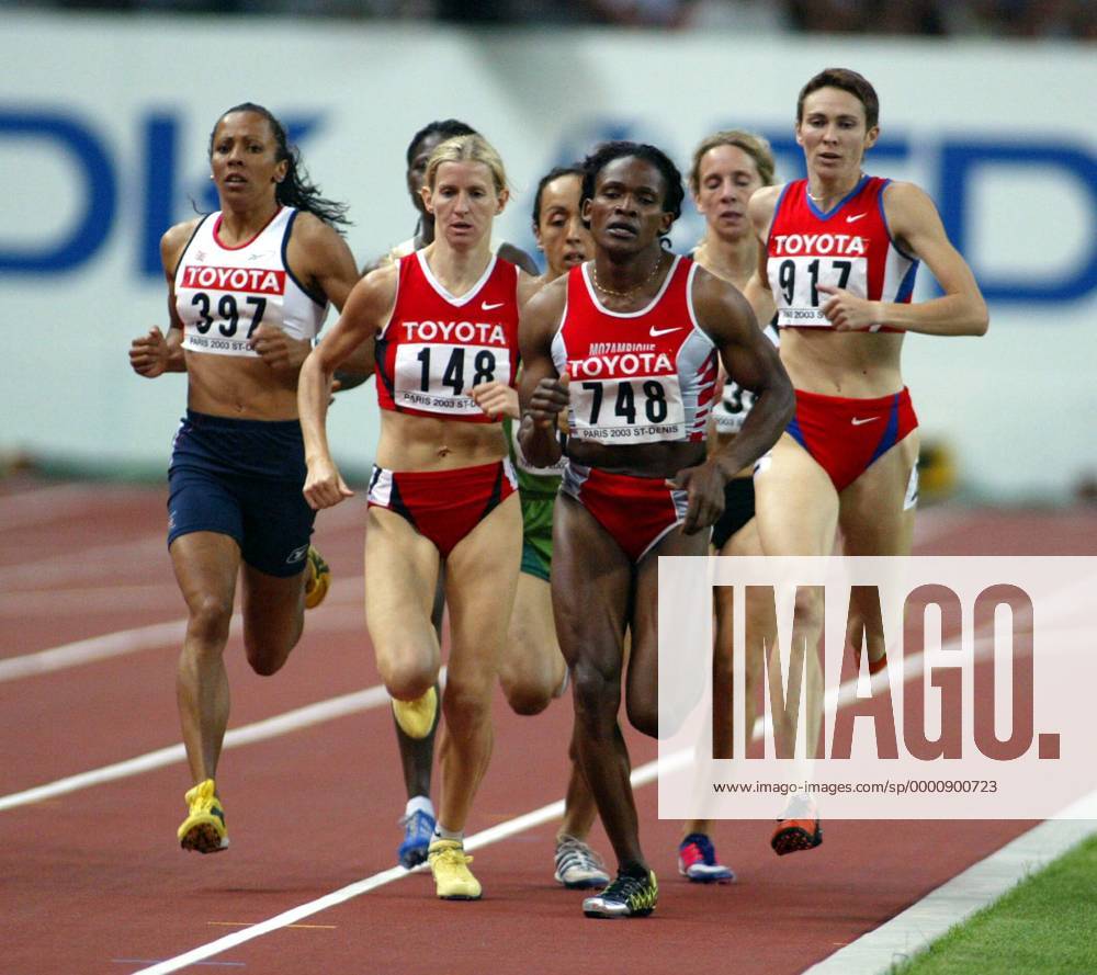 800m v.li.: Kelly Holmes (Großbritannien), Diane Cummins (Kanada), Maria Mutola (Mosambik), Gesell (Deutschland) und Natalya Khrushchelyova (Rußland) Leichtathletik WM Damen Weltmeisterschaft 2003, Nationaltrikot, Gruppe Paris Dynamik,