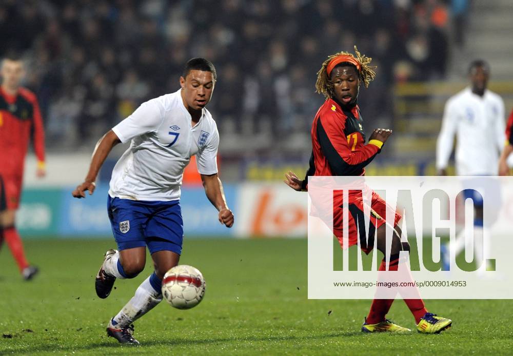 FOOTBALL UEFA EURO 2013 QUALIFICATION UNDER 21 BELGIUM ENGLAND ALEX O . CHAMBERLAIN ZIGUY BADIBANGA Picture Michel GOUVERNEUR © REPORTERS PRESS AGENCY