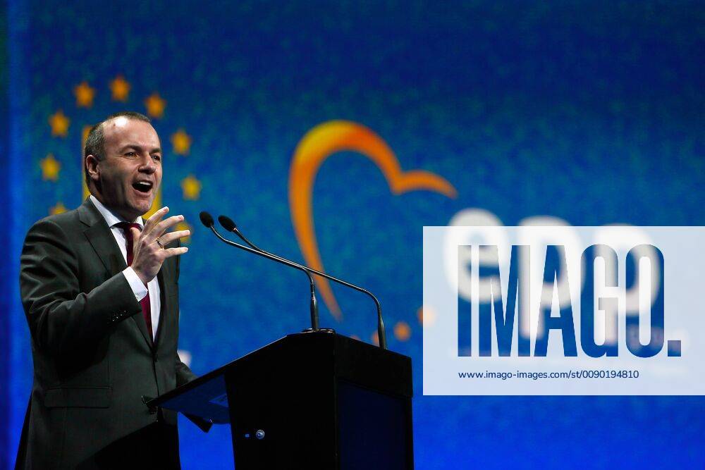 (190317) -- BUCHAREST, March 17, 2019 -- Manfred Weber, European People s Party (EPP) candidate for the presidency of the European Commission, speaks at the EPP local and regional leaders summit in Bucharest, Romania, March 16, 2019. Cristian Cristel) ROMANIA-BUCHAREST-EPP-SUMMIT ChenxJinx&Huifen