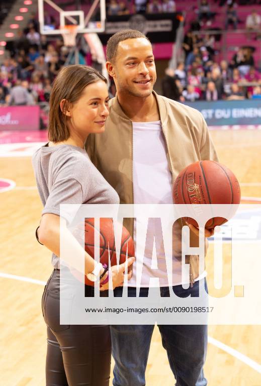 Bonn Germany 17 03 2019 Basketball Bundesliga BBL Telekom Baskets Bonn vs BG Goettingen Andrej Mangold and Jenny Lange Basketball BBL Telekom Baskets Bonn vs BG Goettingen