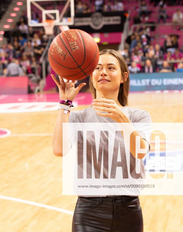 Bonn Germany 17 03 2019 Basketball Bundesliga BBL Telekom Baskets Bonn vs BG Goettingen Jenny Lange Basketball BBL Telekom Baskets Bonn vs BG Goettingen