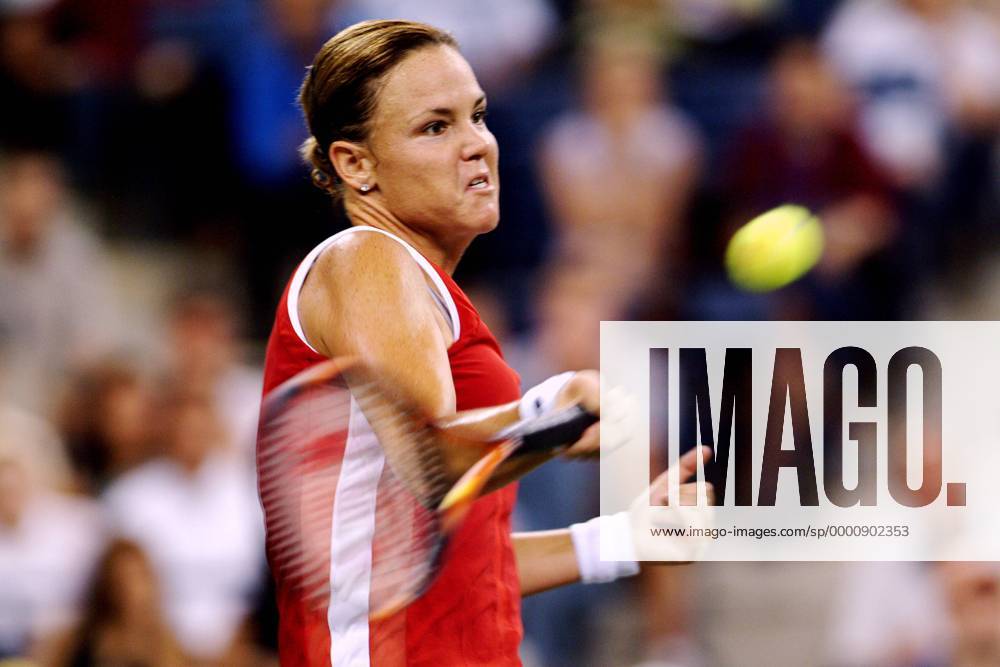 Lindsay Davenport (USA) - Vorhand Tennis Damen US-Open 2003, WTA-Tour, Grand Slam, Vdig Einzelbild Flushing Meadows, Meadow New York Dynamik,