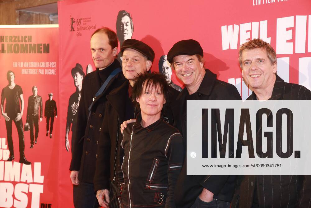 Nationwide theatrical release of the tour film Toten Hosen in the Lichtburg in Essen Title Weil du nur einmal leben Die Toten Hosen auf Tour Director Cordula Kablitz Post