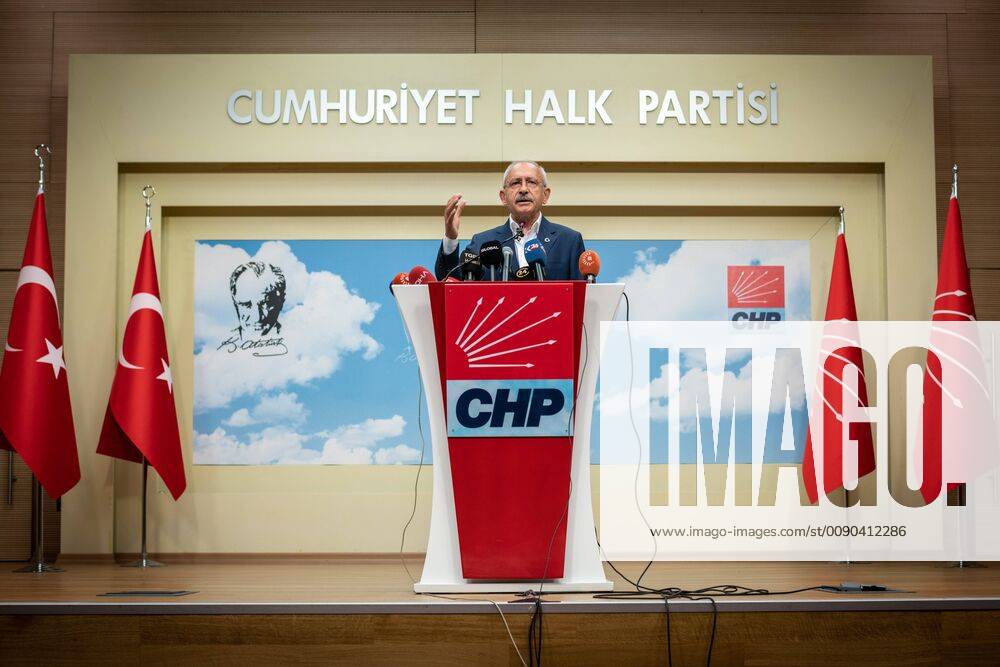 Ankara, Turkey - On 1 April 2019, Kemal Kilicdaroglu, leader of the Republican People s Party (CHP), spoke at a press conference at the CHP headquarters in Ankara, Turkey, shortly before the victory of his party s mayoral candidate for Ankara, Mansur Yavas, who defeated Mehmet o zhaseki, the candidate for the ruling Justice and Development Party (AKP) Ankara Turkey - ZUMAn230 20190401_zaa_n230_005