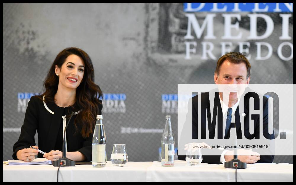 . 05 04 2019. Dinard, France. Jeremy Hunt and Amal Clooney. The Foreign Secretary Jeremy Hunt accompanied by Amal Clooney in Dinard, France, for the Media Freedom Press announcement, as Jeremy Hunt appoints Amal Clooney as a media freedom ambassador to fight for free speech globally. xAndrewxParsonsx xi-Imagesx IIM-19528-0046